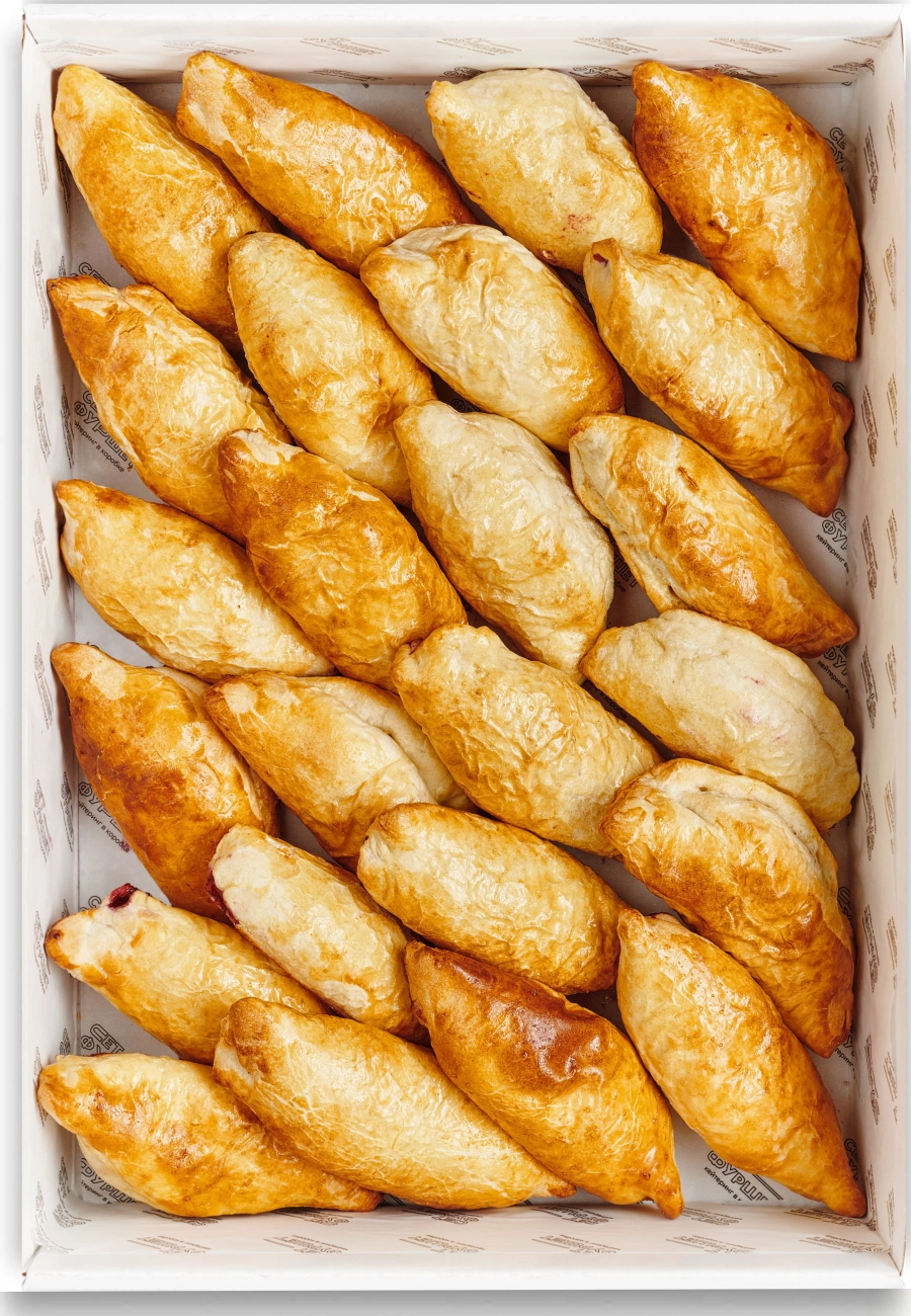 Пирожки с вишней Пирожки с вишней
